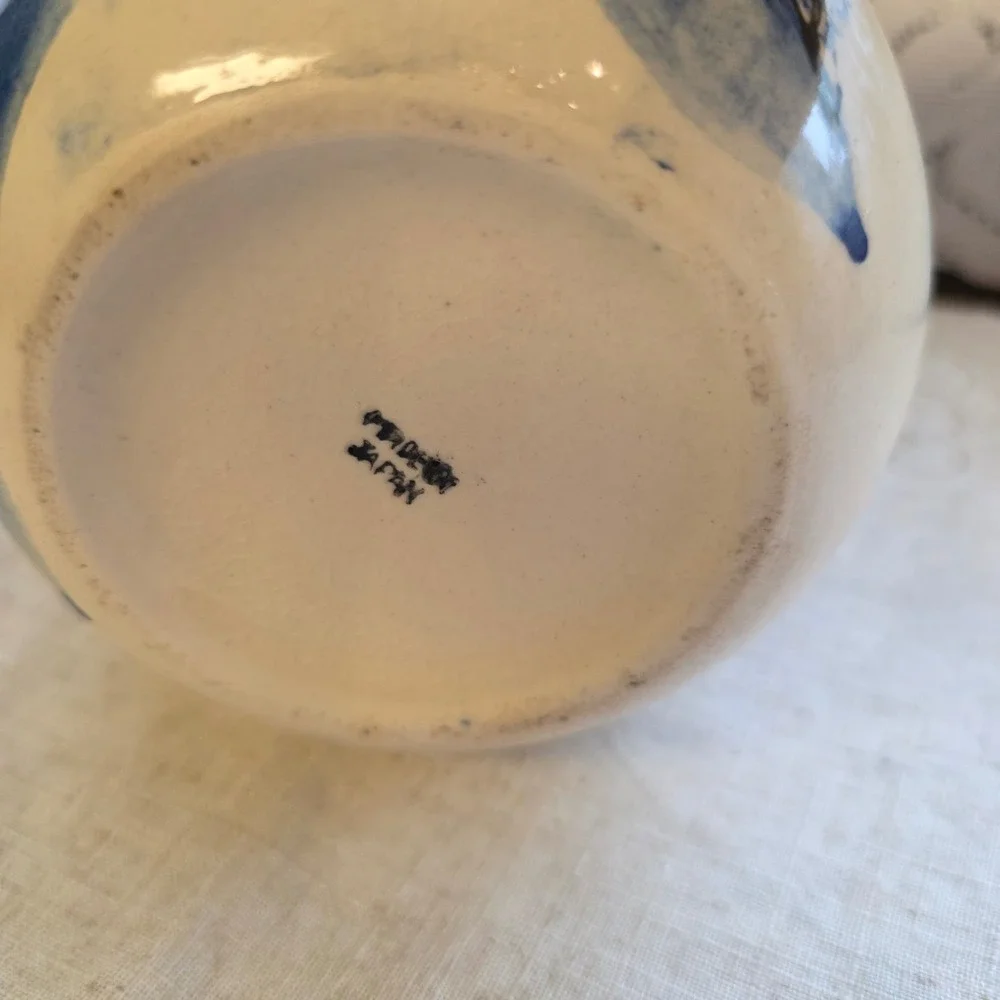 N/A vintage ceramic